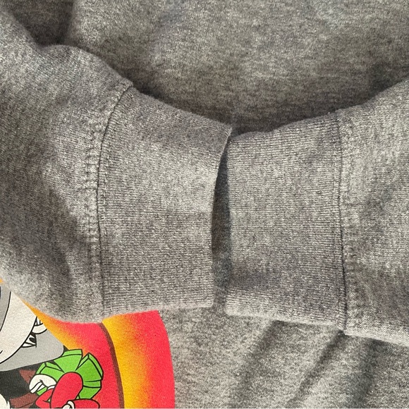Looney Tunes Sweatshirt Gray - Picture 5 of 6